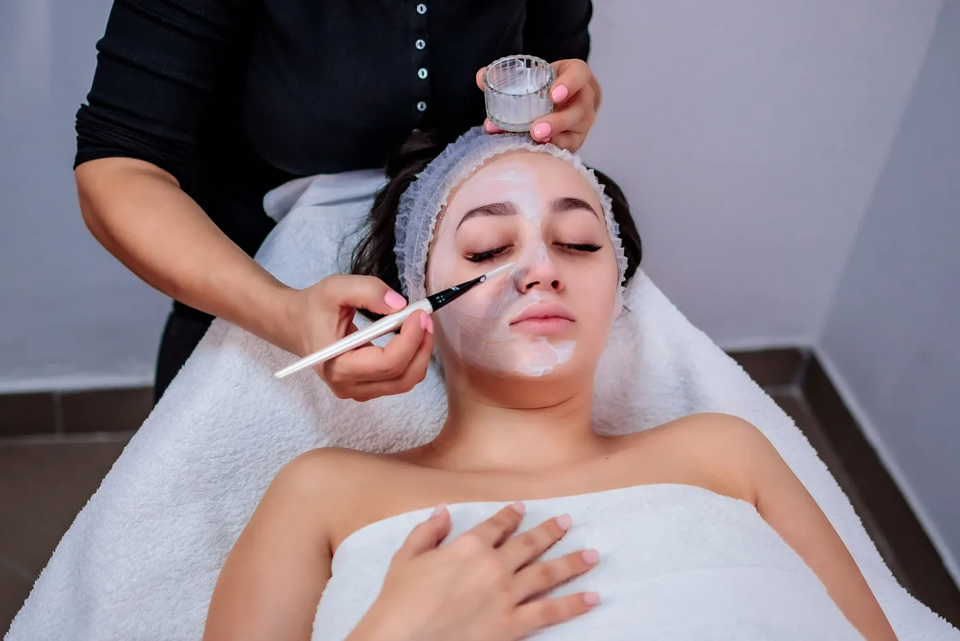 Tratament Facial cu Caviar